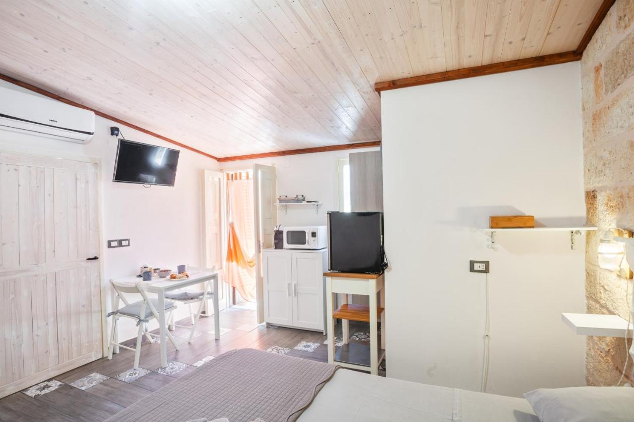 Tiny House 19 Terrace Aparment Lägenhet Polignano a Mare Exteriör bild