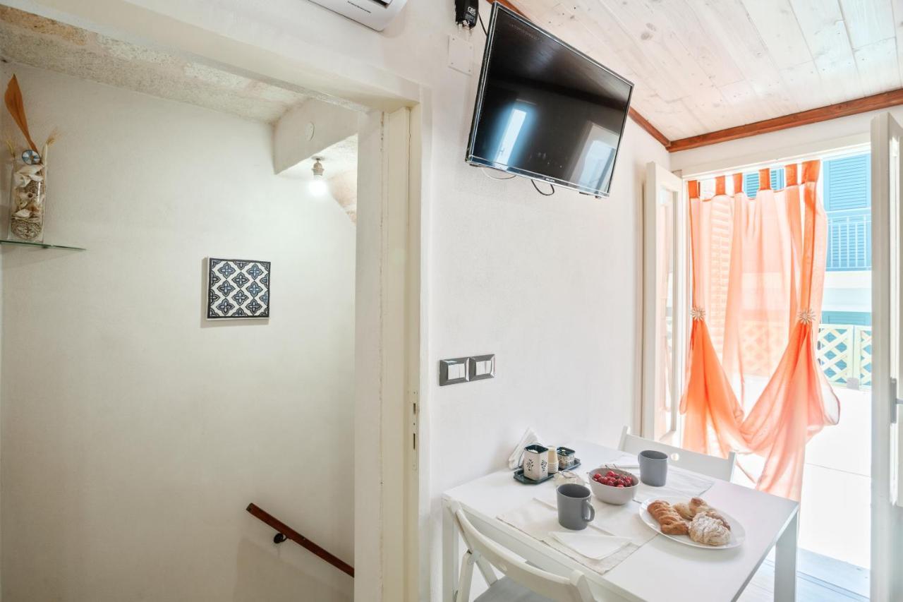 Tiny House 19 Terrace Aparment Lägenhet Polignano a Mare Exteriör bild
